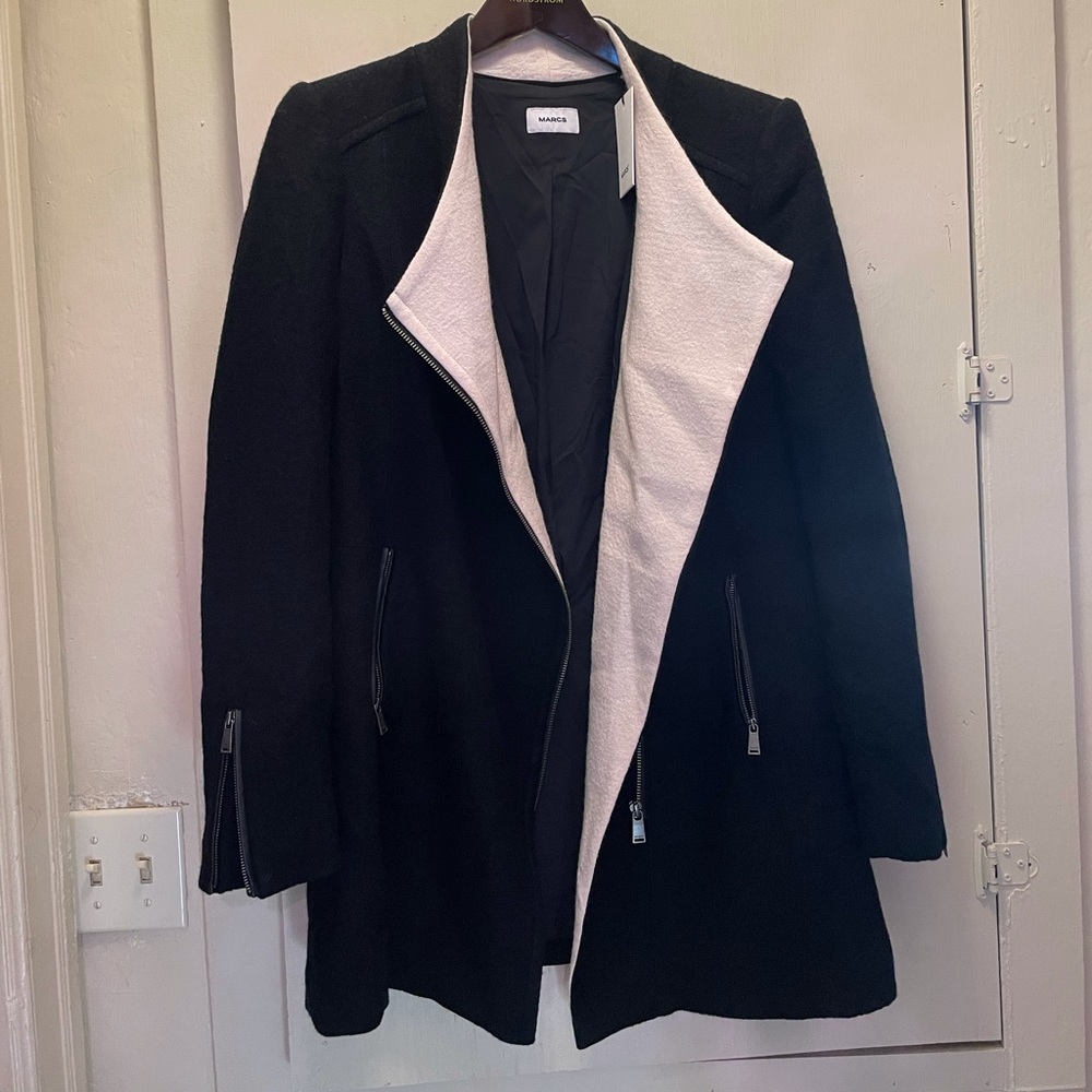 Marcs size 12 Women’s Black Zipper Coat
